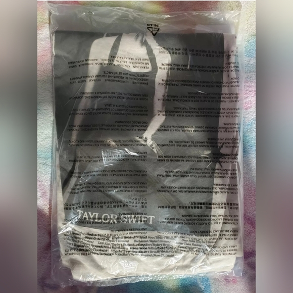 NEW Speak Now (Taylor's Version) Tracklist Taupe T-Shirt 3XL - Picture 2 of 3